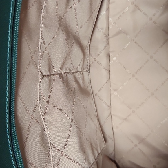 Michael Kors Jet Set Travel Tote Racing Green NWT - Picture 11 of 11